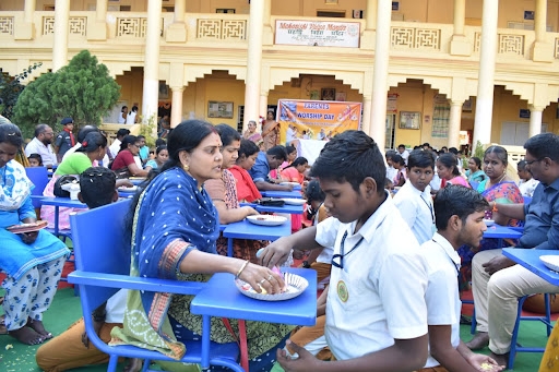 Fall In Love With Parents Worship day is celebrated at Maharishi Vidya Mandir, Thanjavur.