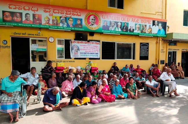 Image for Diwali Bhandara at Gandhi old age home, Magadi Road.