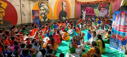 Image for How Parents Worship Day-2024 is celebrated at Yogeshwarananda School, Halsuru?