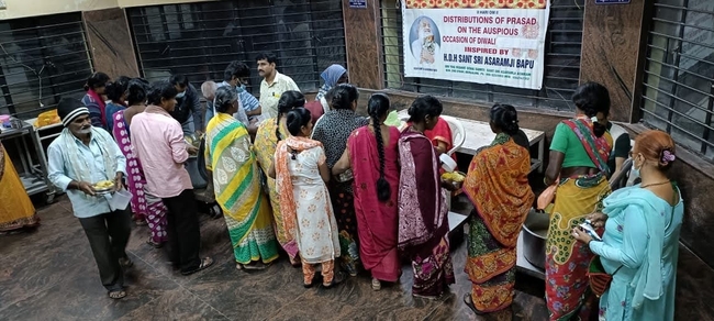 Image for Meal distribution at KIDWAI.